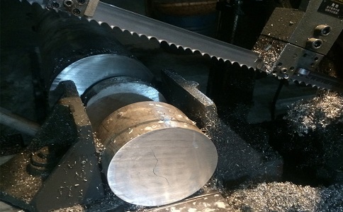 如何解决硬质合金带锯条锯切过程中的跑偏问题? 如何解决硬质合金带锯条锯切过程中的跑偏问题?